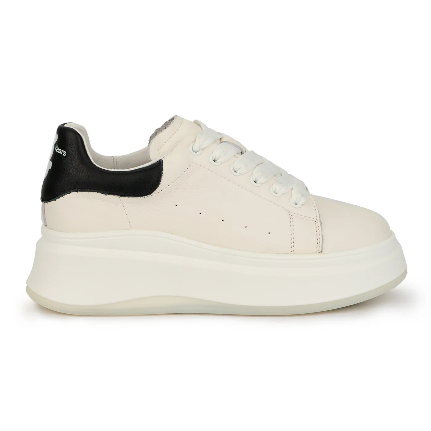 Pantofi dama din piele naturala alba 14936