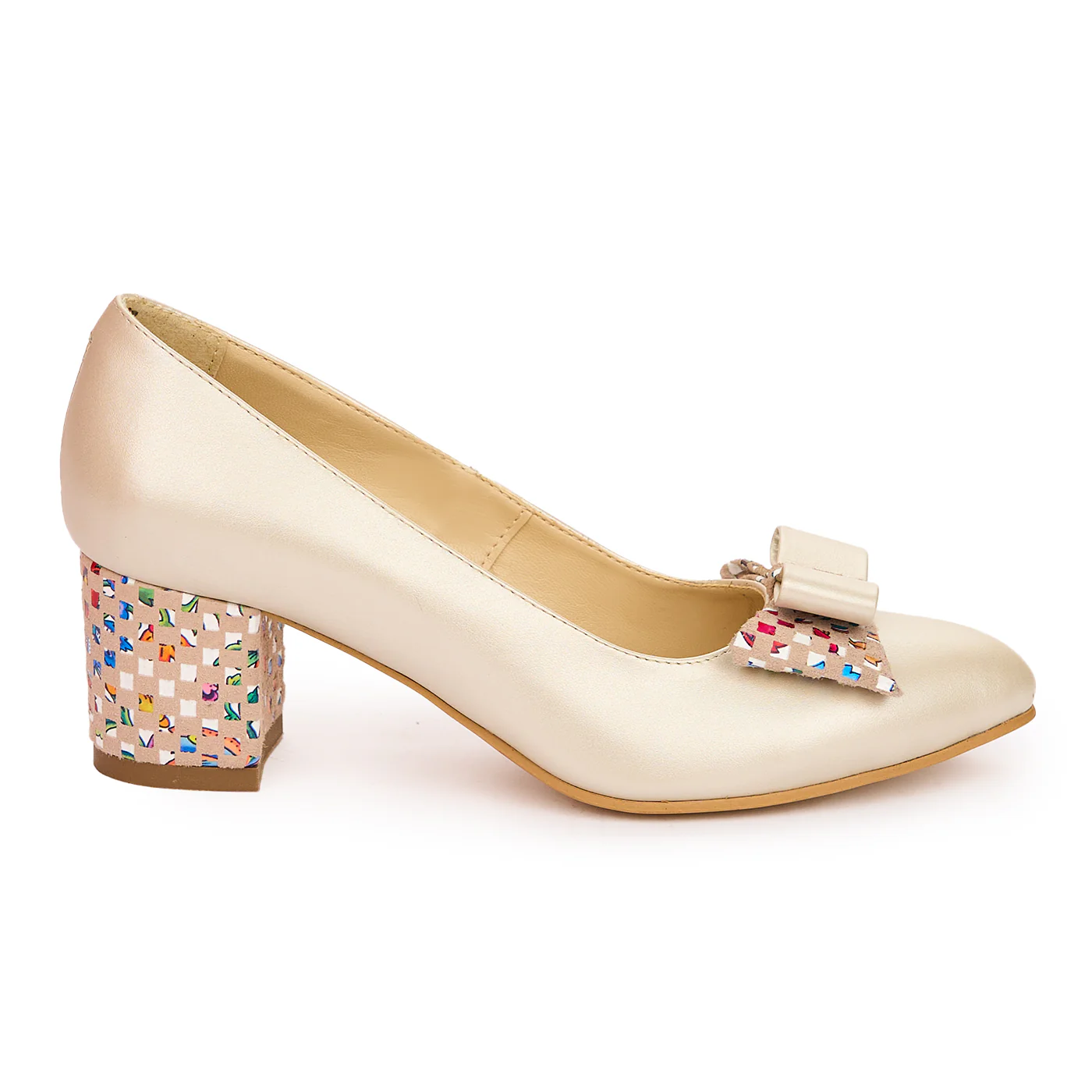 Pantofi dama din piele naturala bej sidefat cu toc gros 6 cm 13800
