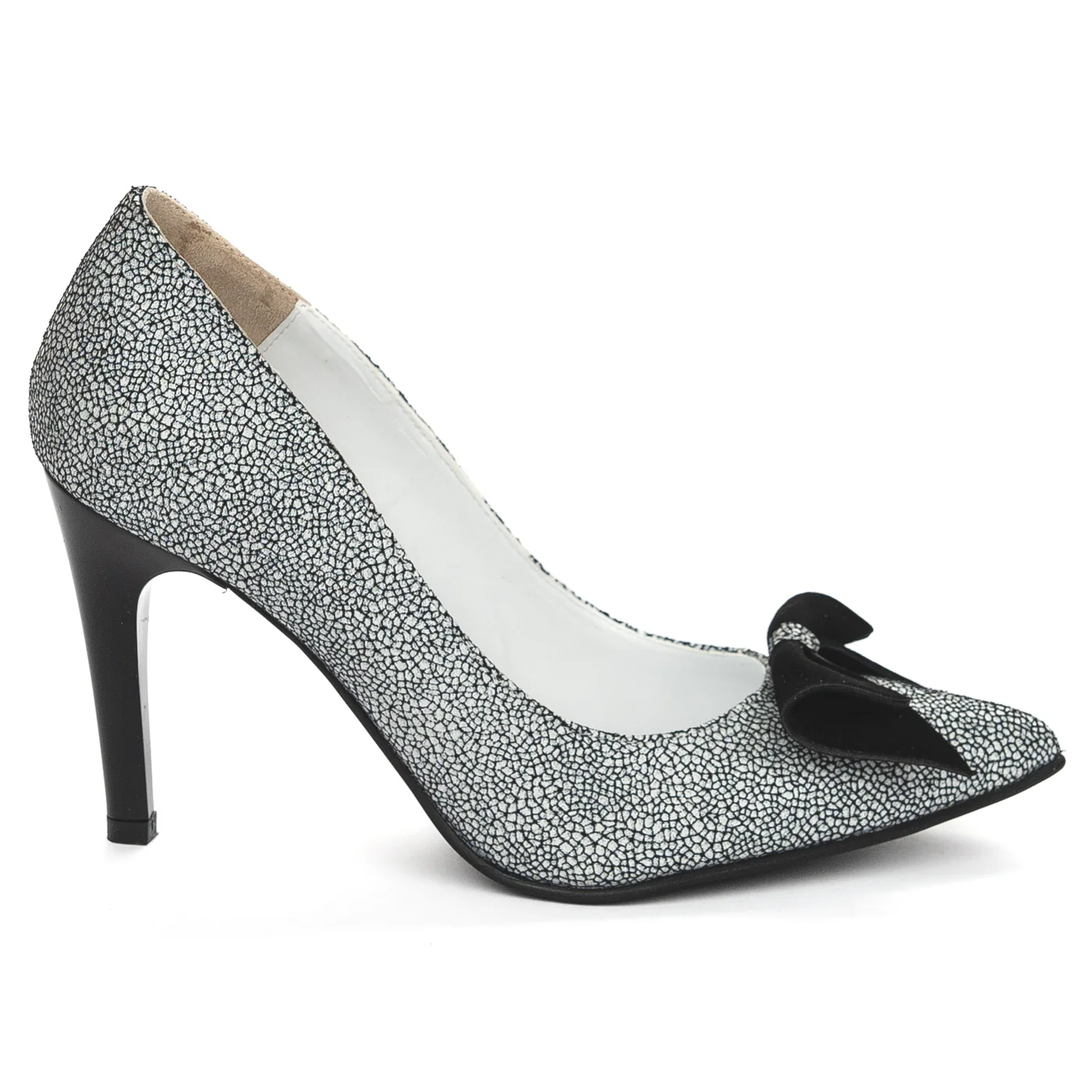 Pantofi dama din piele naturala neagra cu toc subtire 9 cm 13850