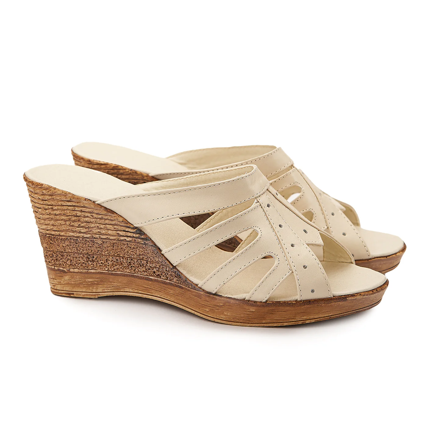 Sandale dama din piele crem cu platforma 2066