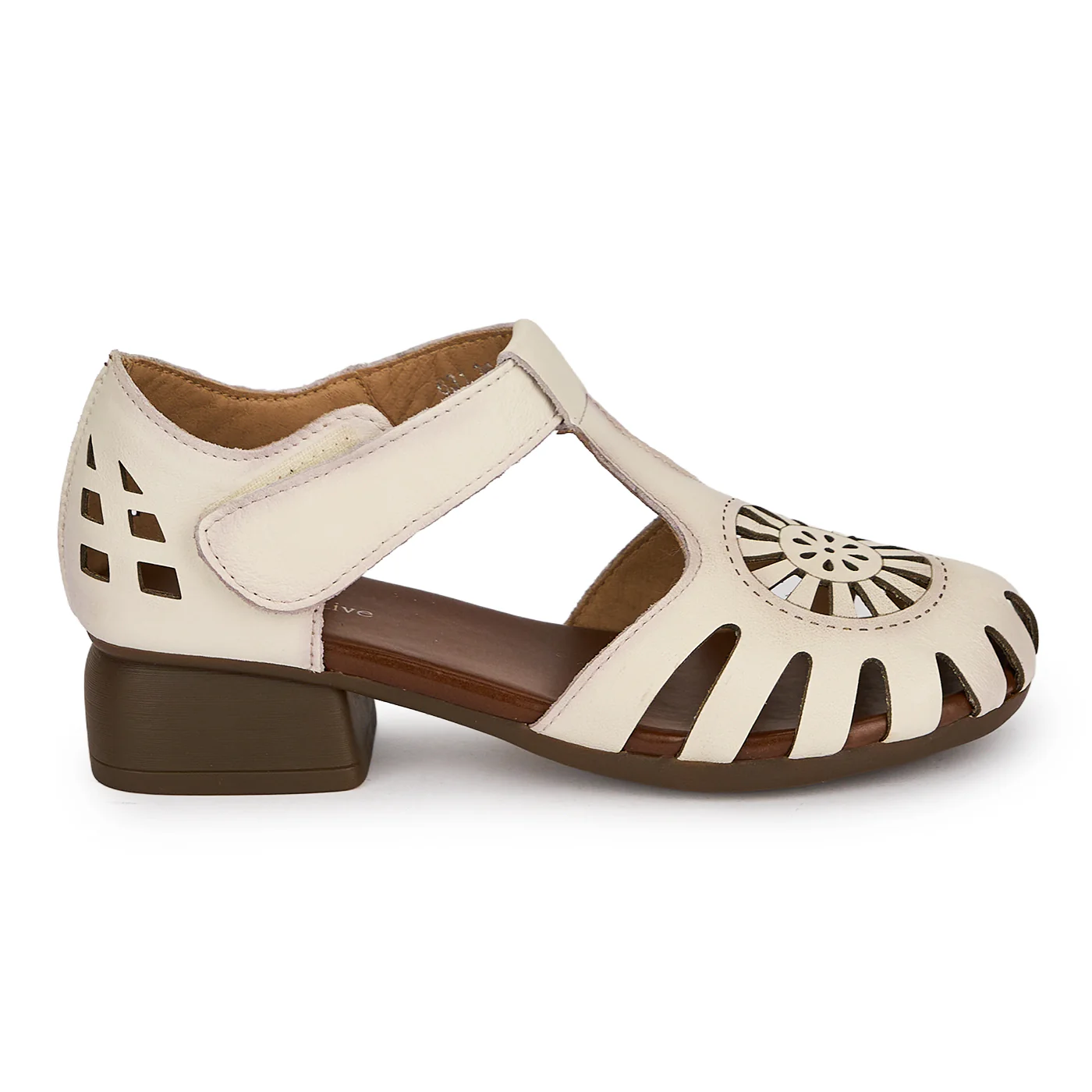 Sandale dama din piele naturala perforata crem 19555